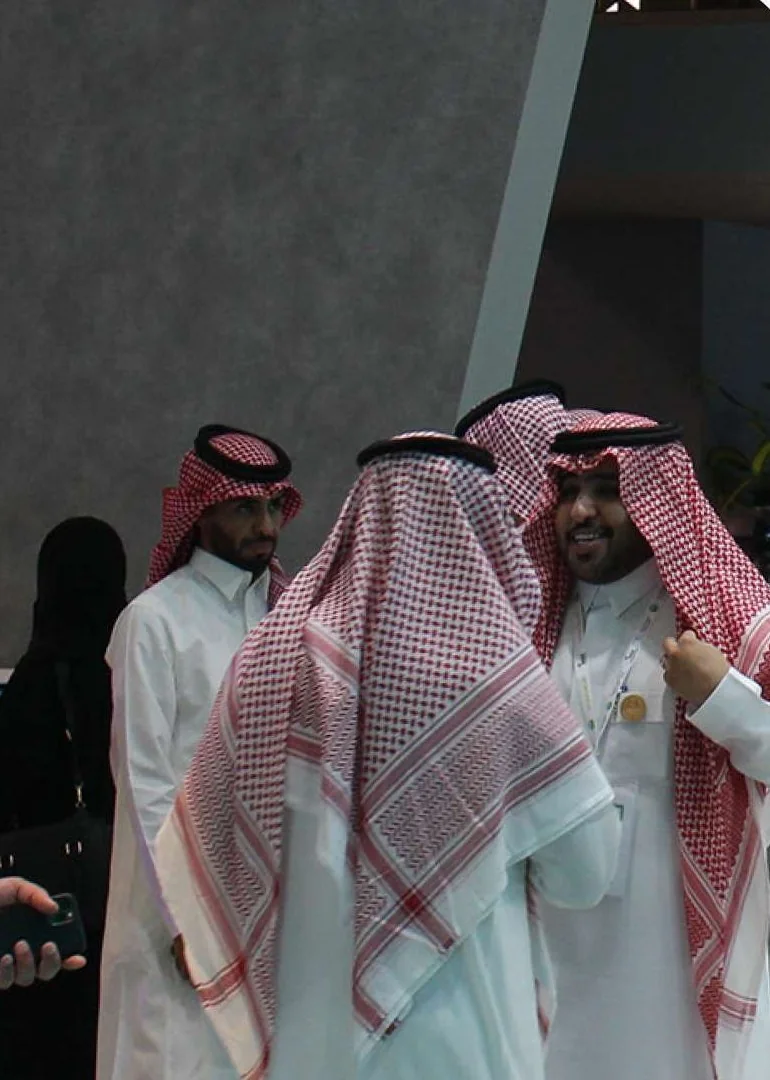 حضور مؤتمر